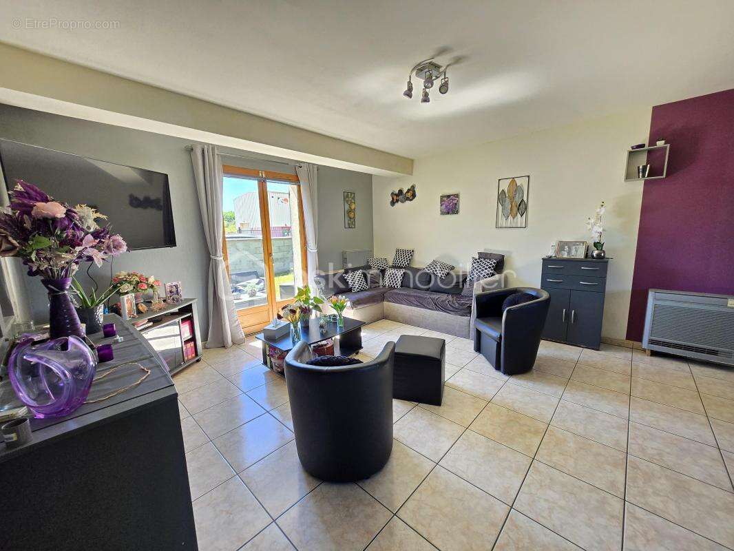 Maison à CUFFY