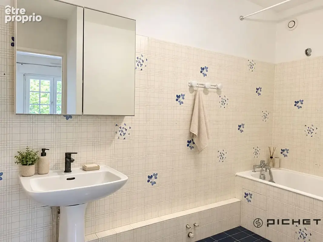 Appartement 2 pièces - 47,60 m² - Parking & cave - Bourg-la-Reine - photo 8
