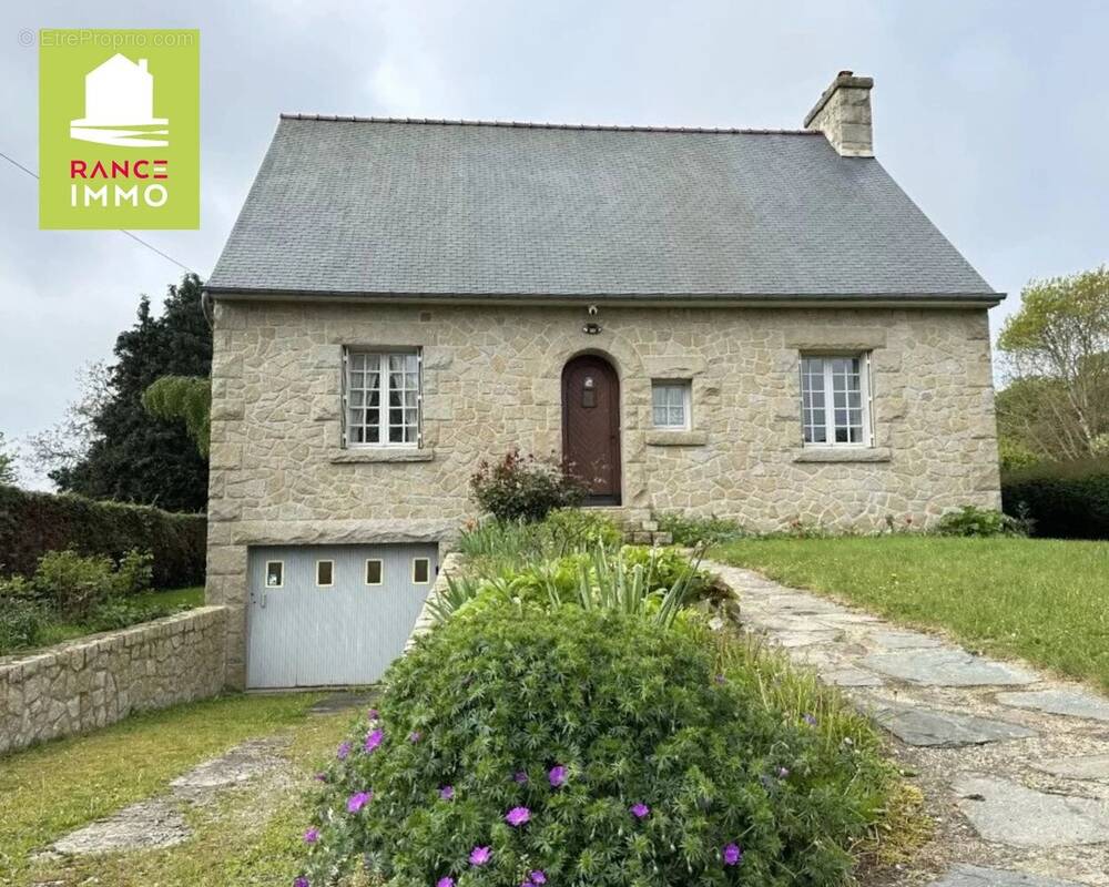 Maison à TADEN