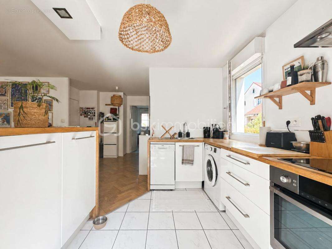 Superbe appartement avec jardin, cave et parking - photo 4