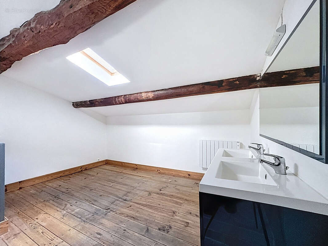 Appartement à TRETS