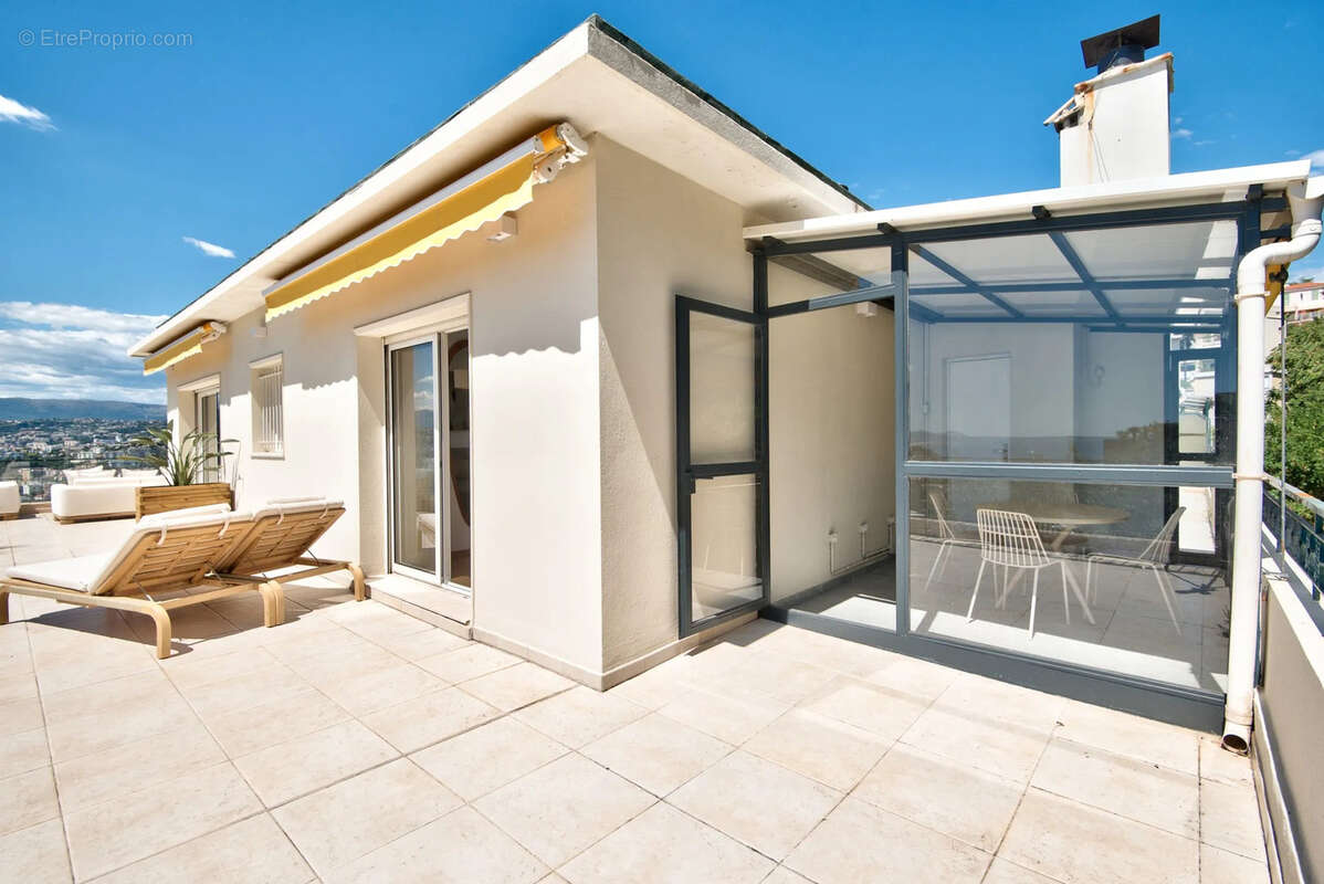 Appartement à NICE