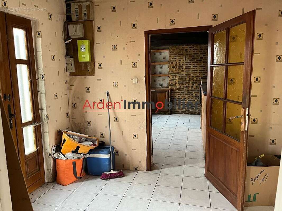 Maison à CHAUMONT-PORCIEN