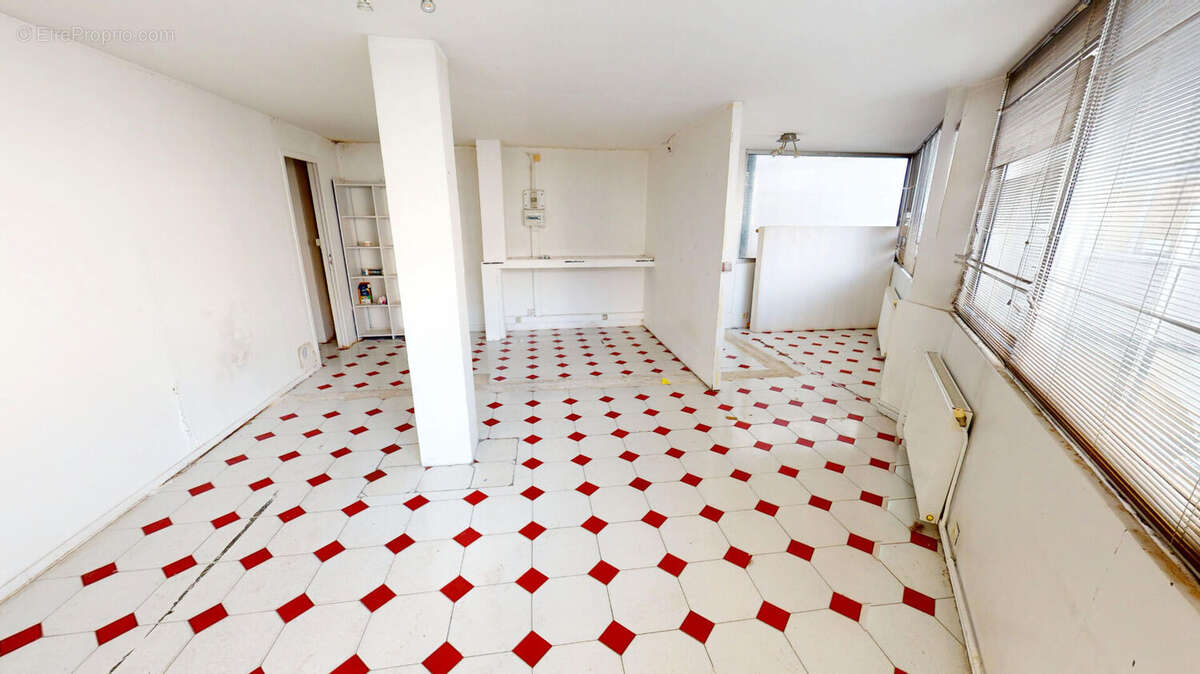 Commerce à IVRY-SUR-SEINE