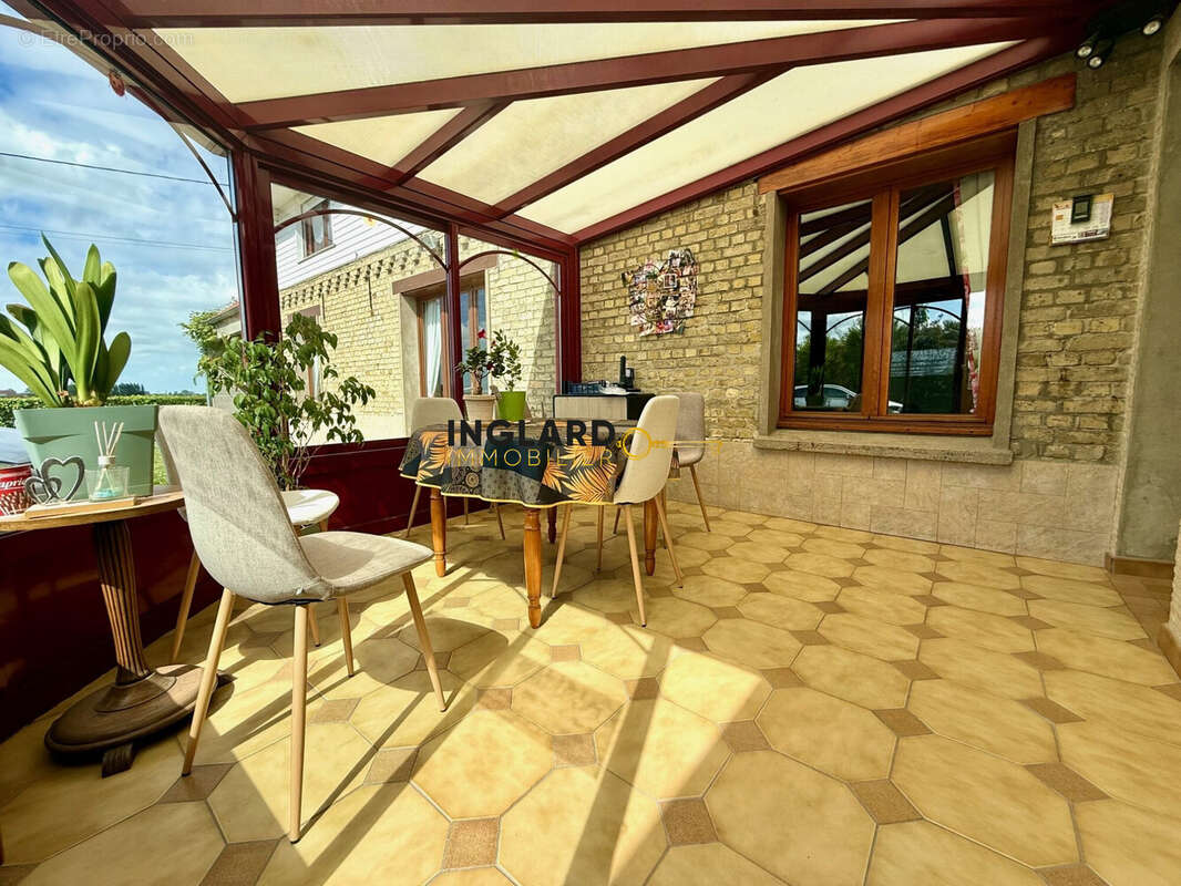 Maison à SAINT-FOLQUIN