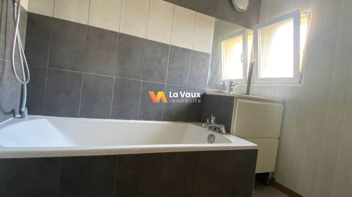 Maison à BOUXIERES-AUX-DAMES