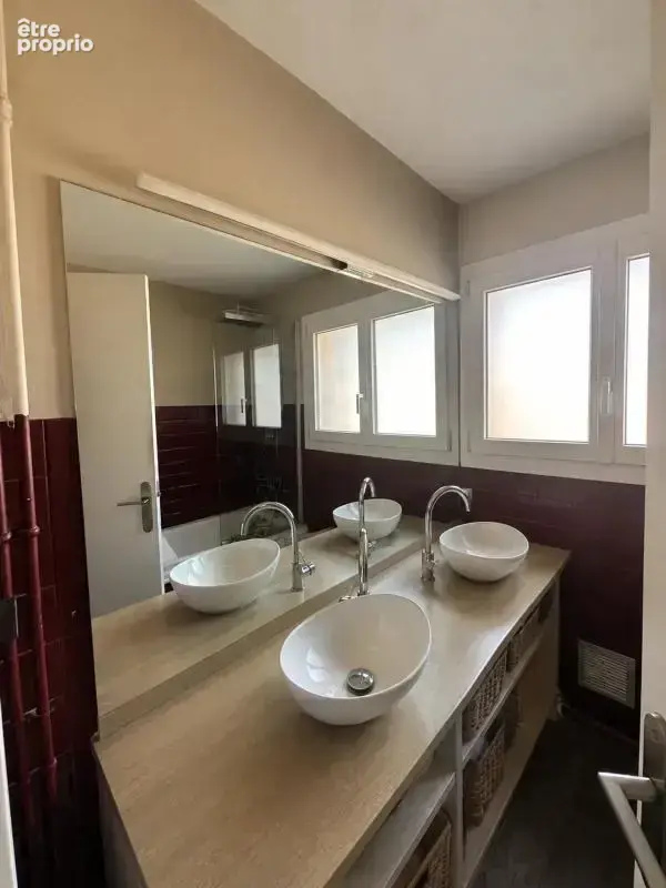 Appartement de 3 pièces de 61  m² à Six-Fours-les-Plages - photo 8