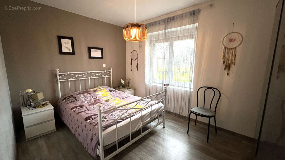 Maison à VONNAS