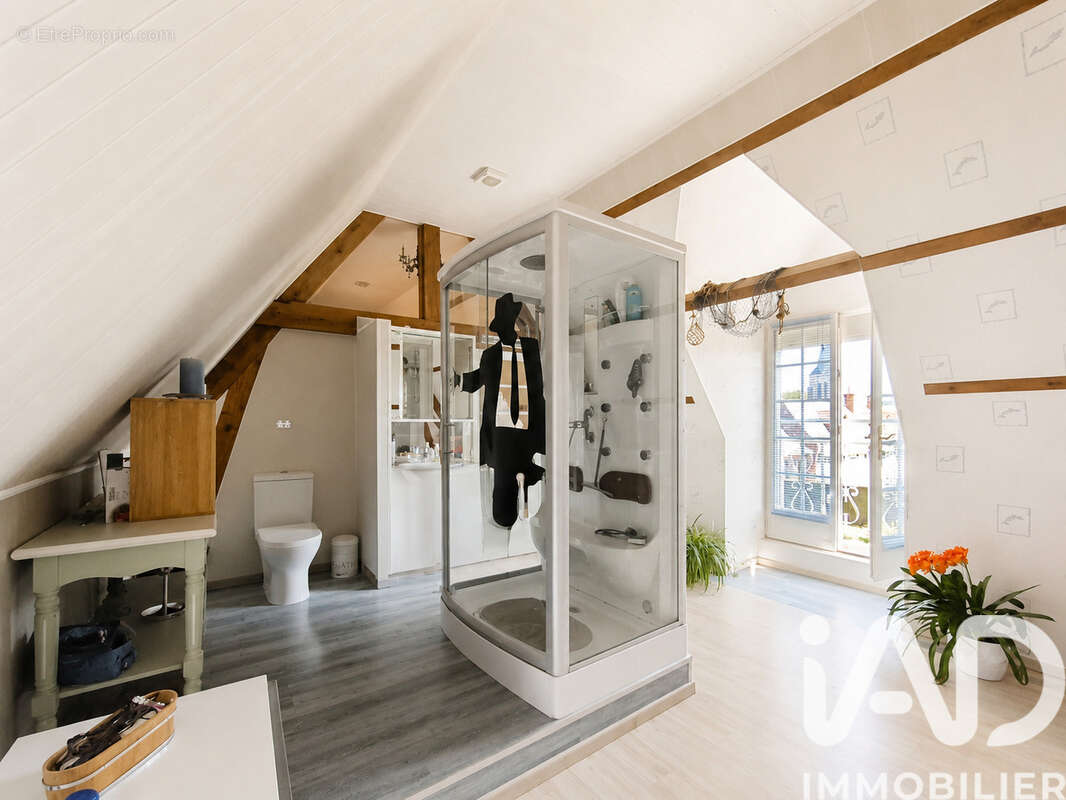 Maison 175 m² à Brametot  - photo 9