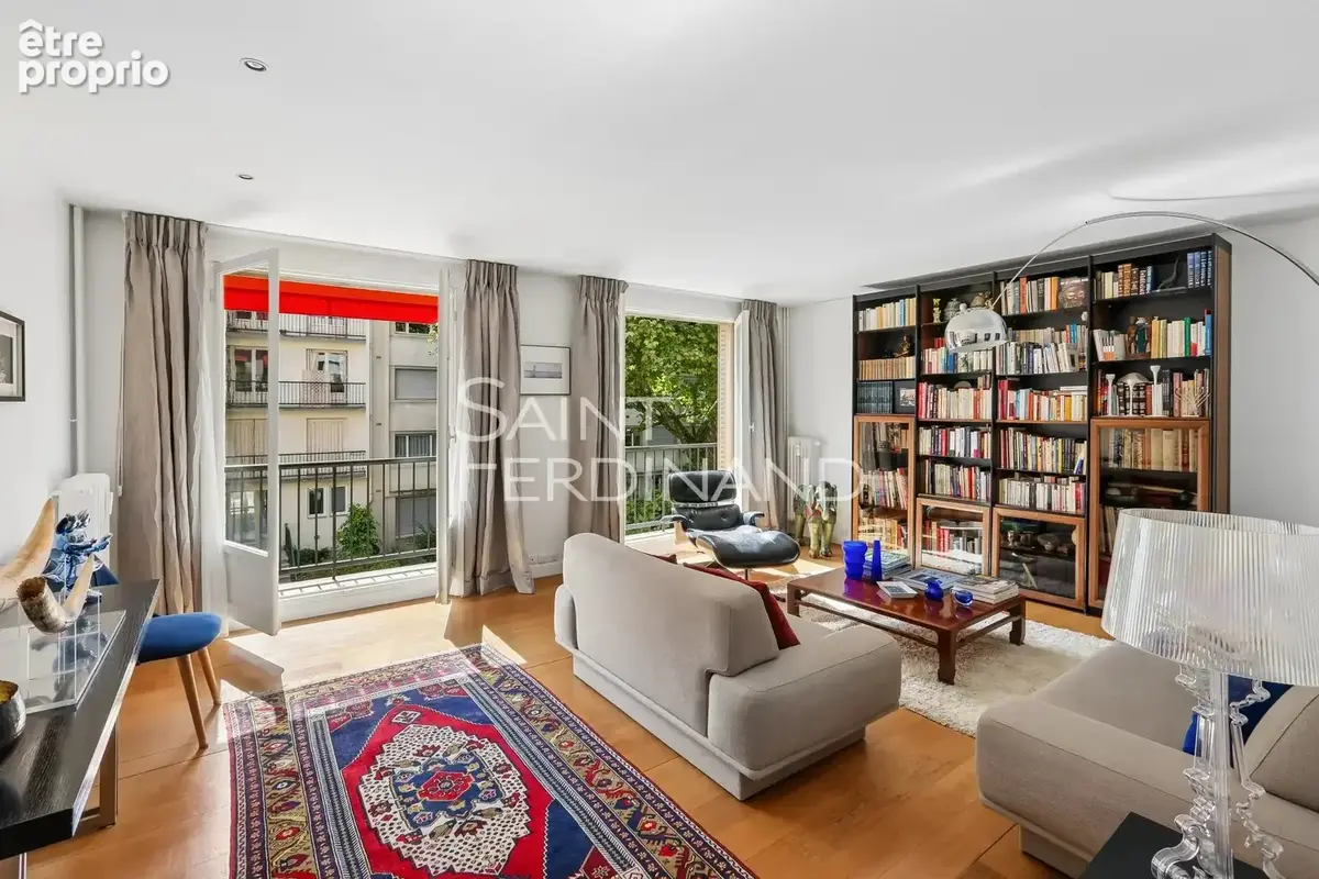 Photo Appartement à Neuilly-Sur-Seine au prix de 1 150 000€