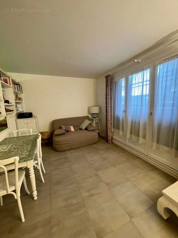 Appartement à BLONVILLE-SUR-MER