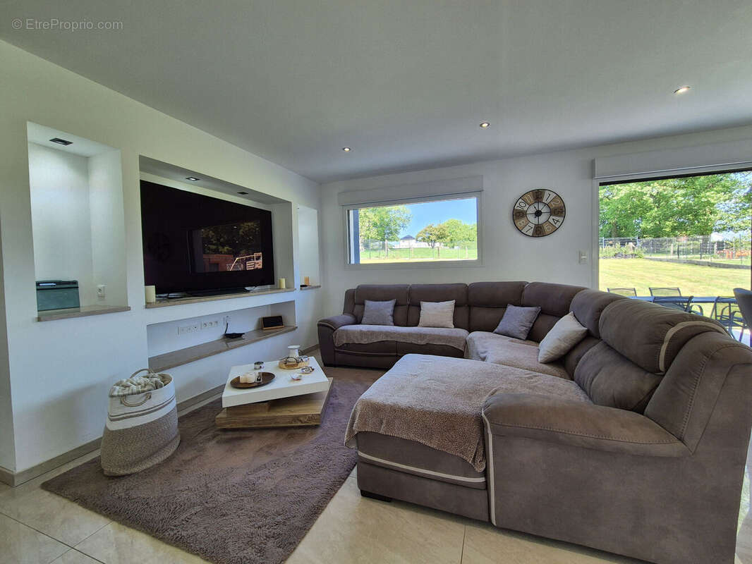 Photo 4 - Maison à BOURS