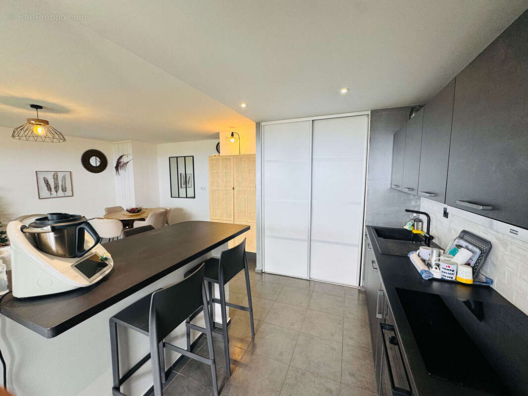 Appartement à SAINT-DENIS