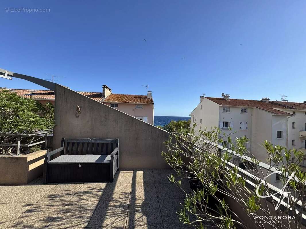 Appartement à FREJUS