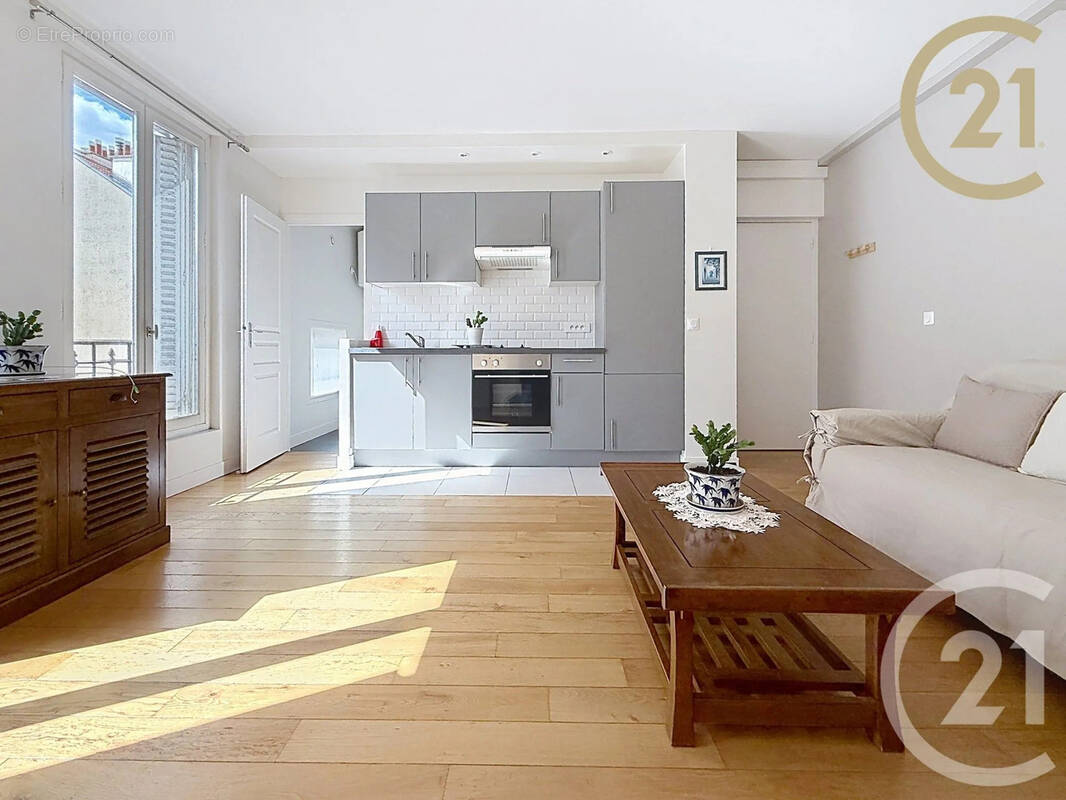 Appartement à PARIS-20E