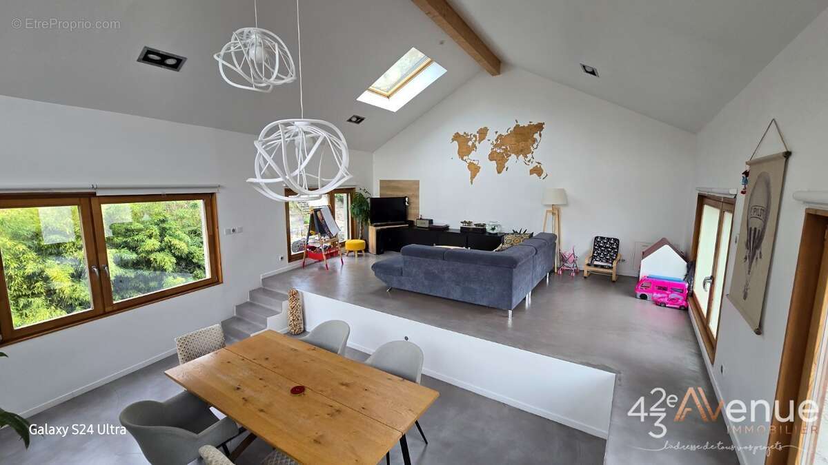 Maison à SAINT-ETIENNE