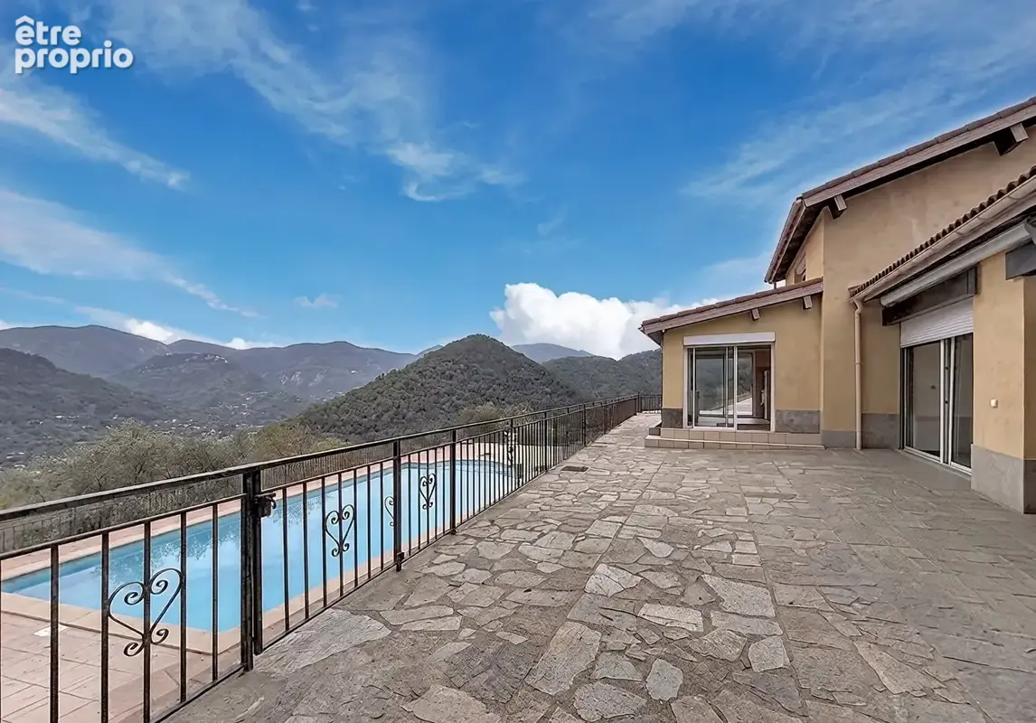 Villa Sospel 265 m2 - photo 2