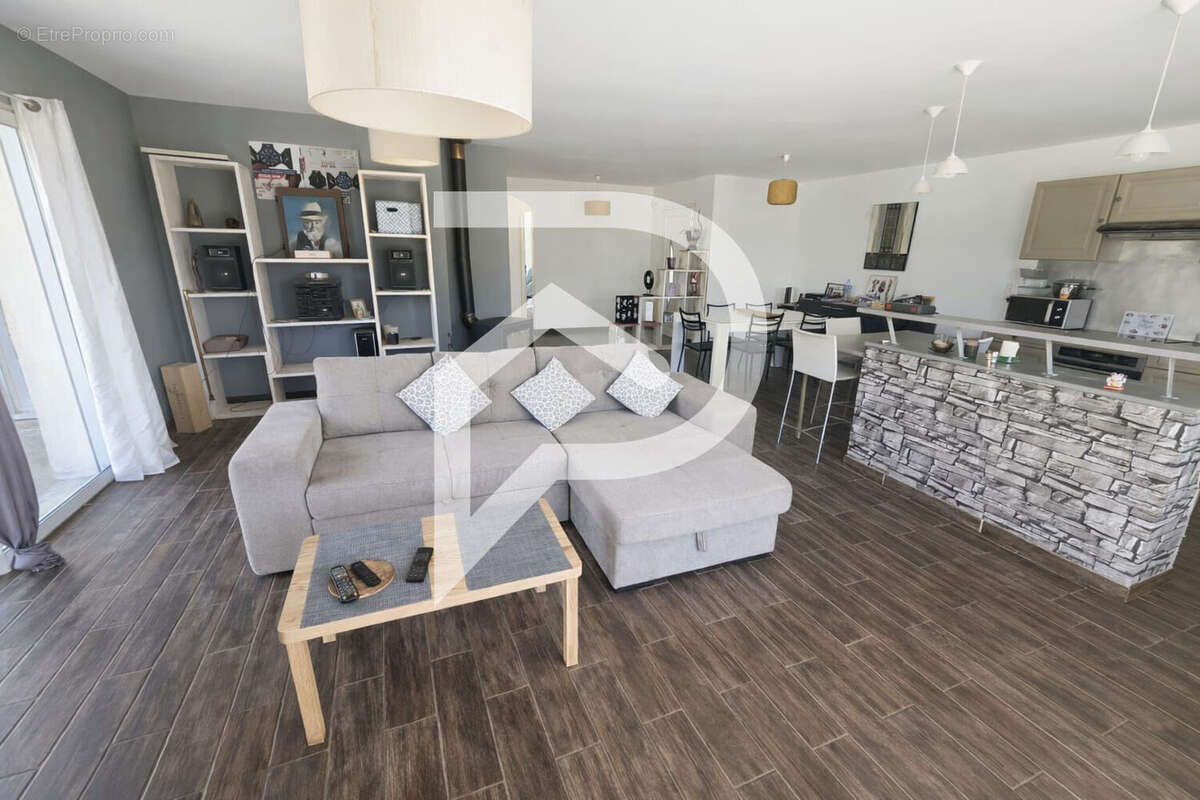 Maison à CASTEIDE-CANDAU