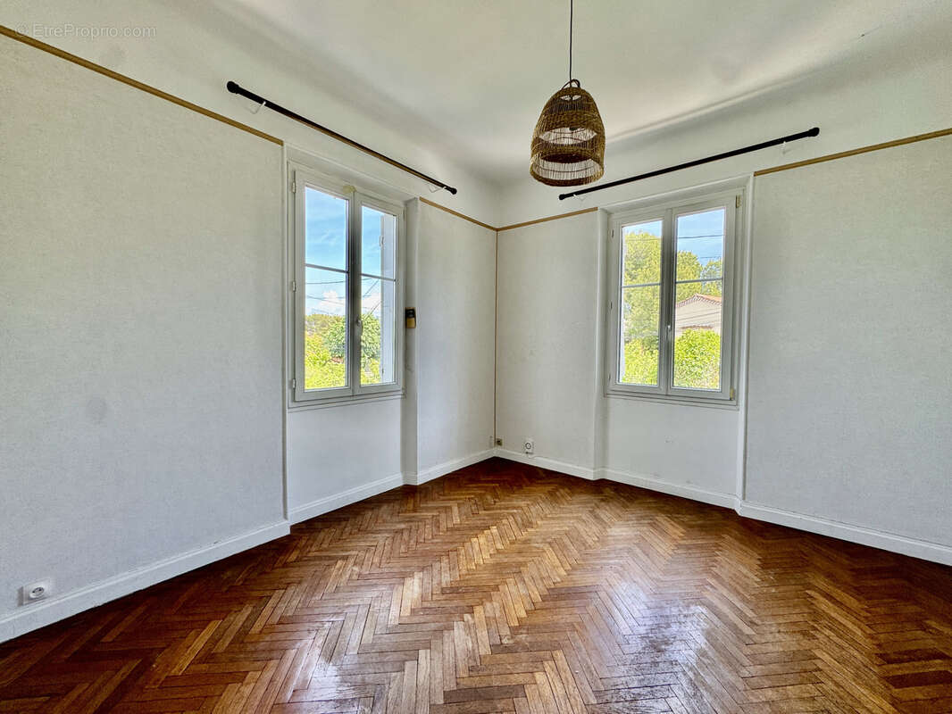 Appartement à MARSEILLE-13E