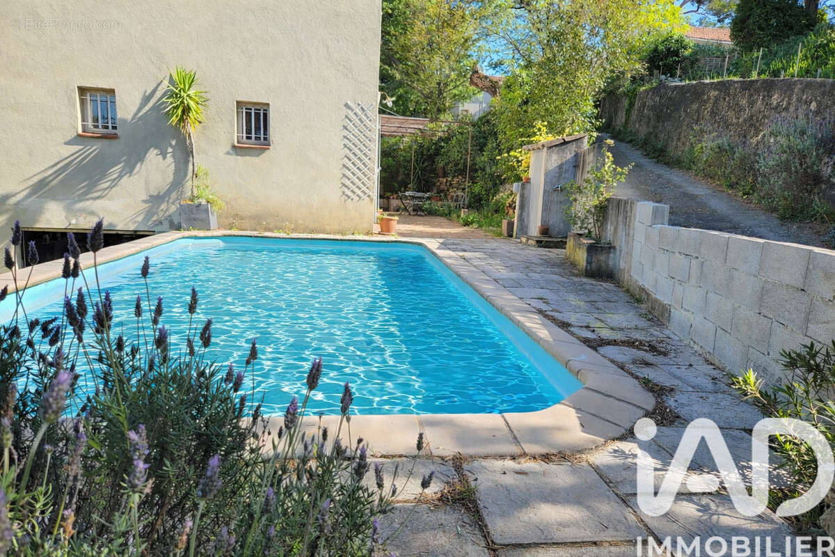 Photo 2 - Maison à MARSEILLE-12E