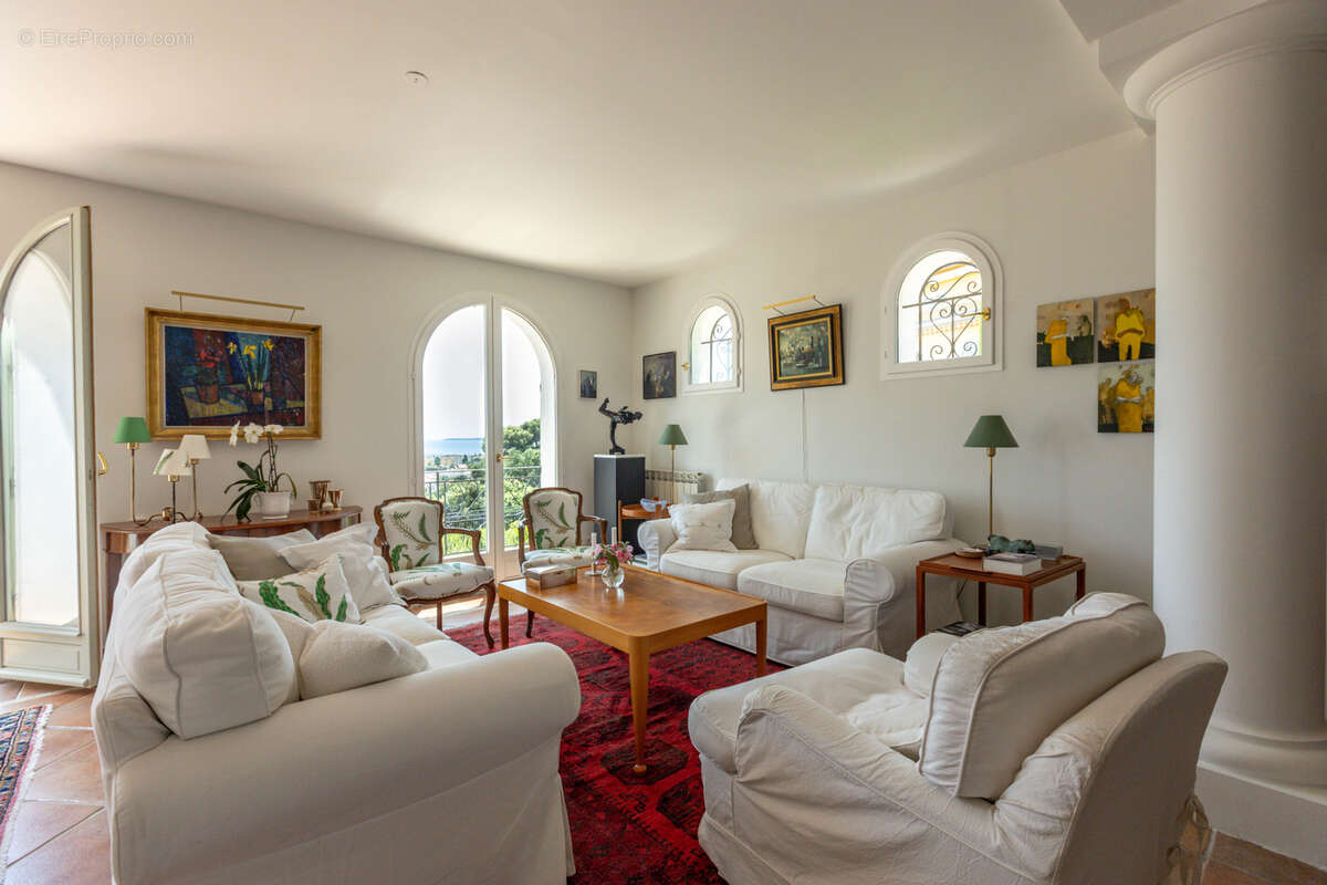 Appartement à CAGNES-SUR-MER