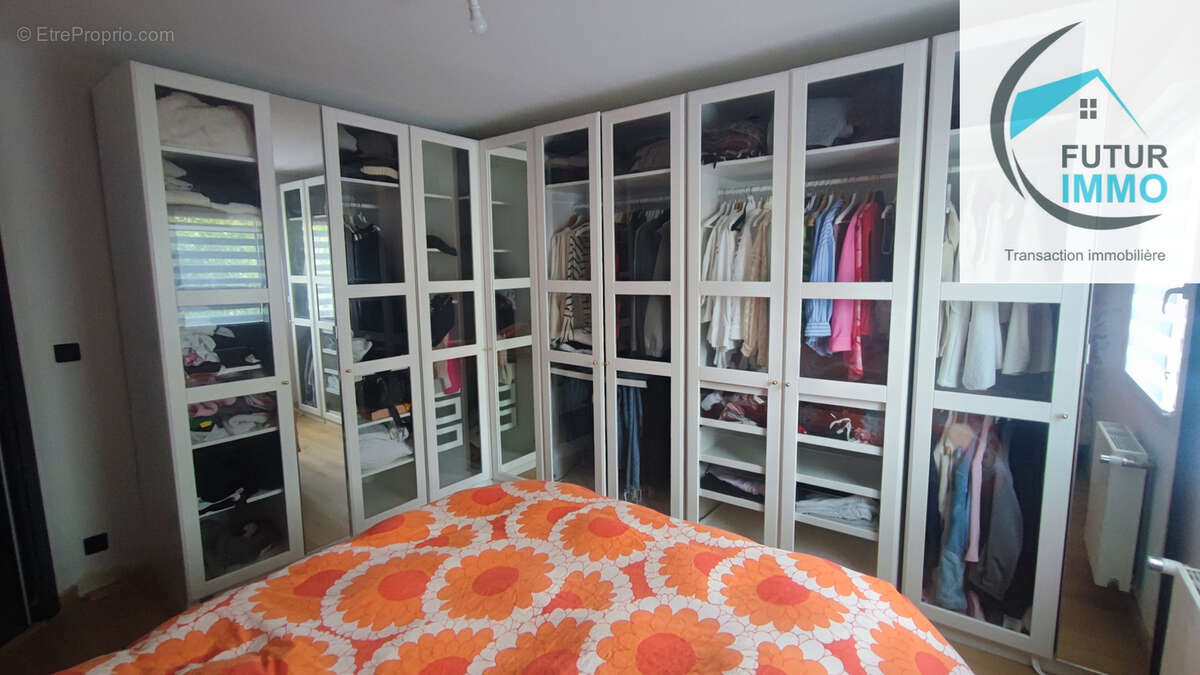 Appartement à SAINTE-SUZANNE