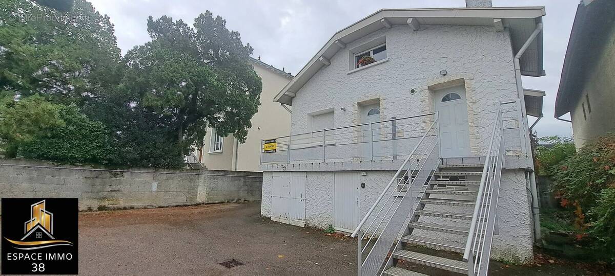 Maison à EYBENS