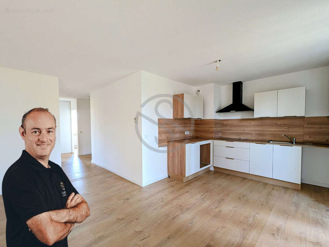 Appartement La Cote Saint Andre 4 pièces de 75 m2 - photo 3
