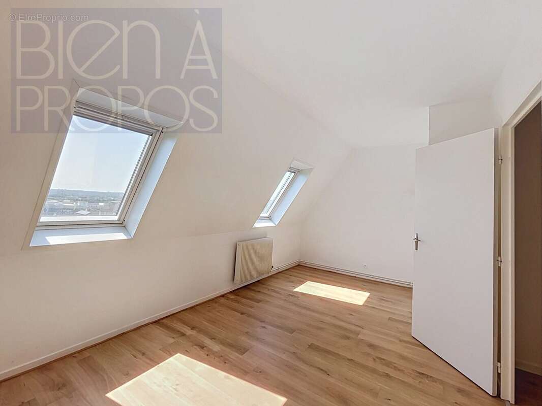 Appartement 80 m² à Creteil  - photo 9