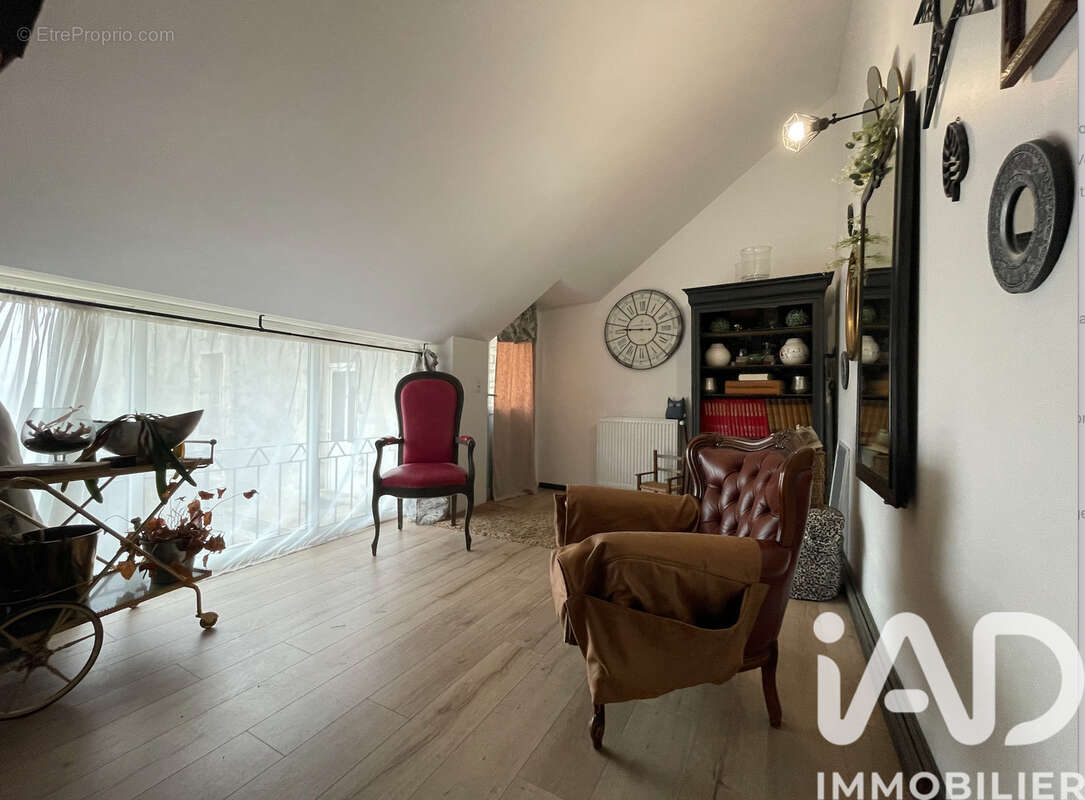 Maison 220 m² à Arthonnay  - photo 7