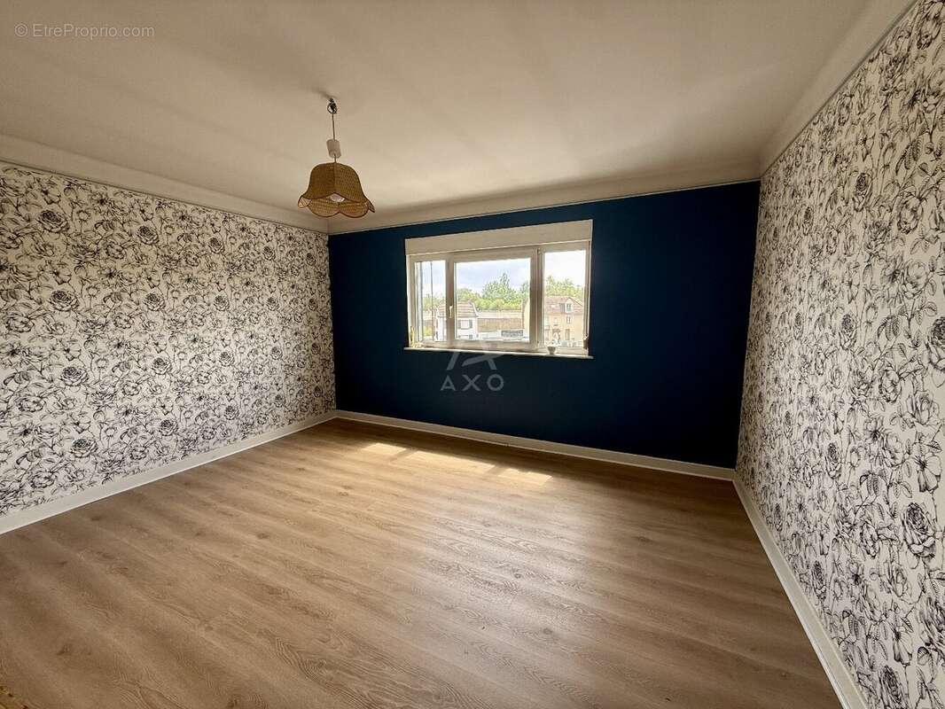 Exclusivité // moulins-lès-metz // maison // 150 m2 // 3 chambres // bureau // garage // terrain 11 ares //  fort potentiel d'am - photo 14