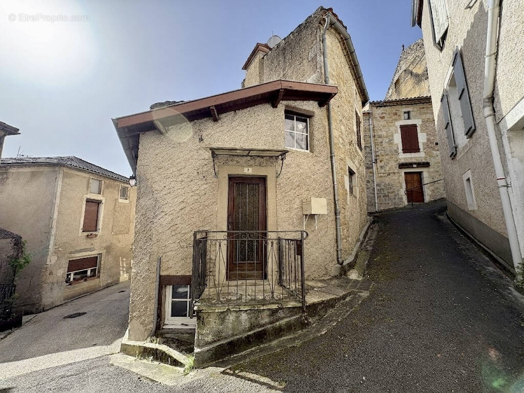 Maison à PUY-L'EVEQUE