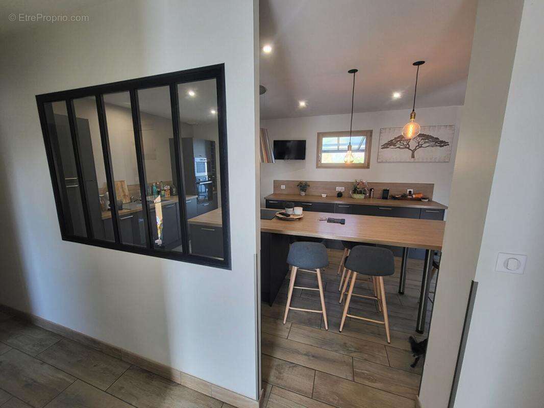 Maison à VITZ-SUR-AUTHIE