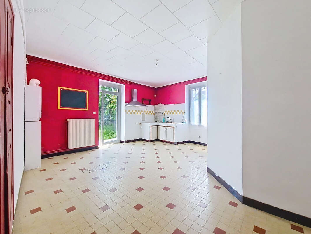 Maison à VARCES-ALLIERES-ET-RISSET