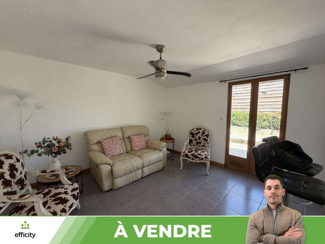 Maison 71 m² à Availles-Limouzine  - photo 6