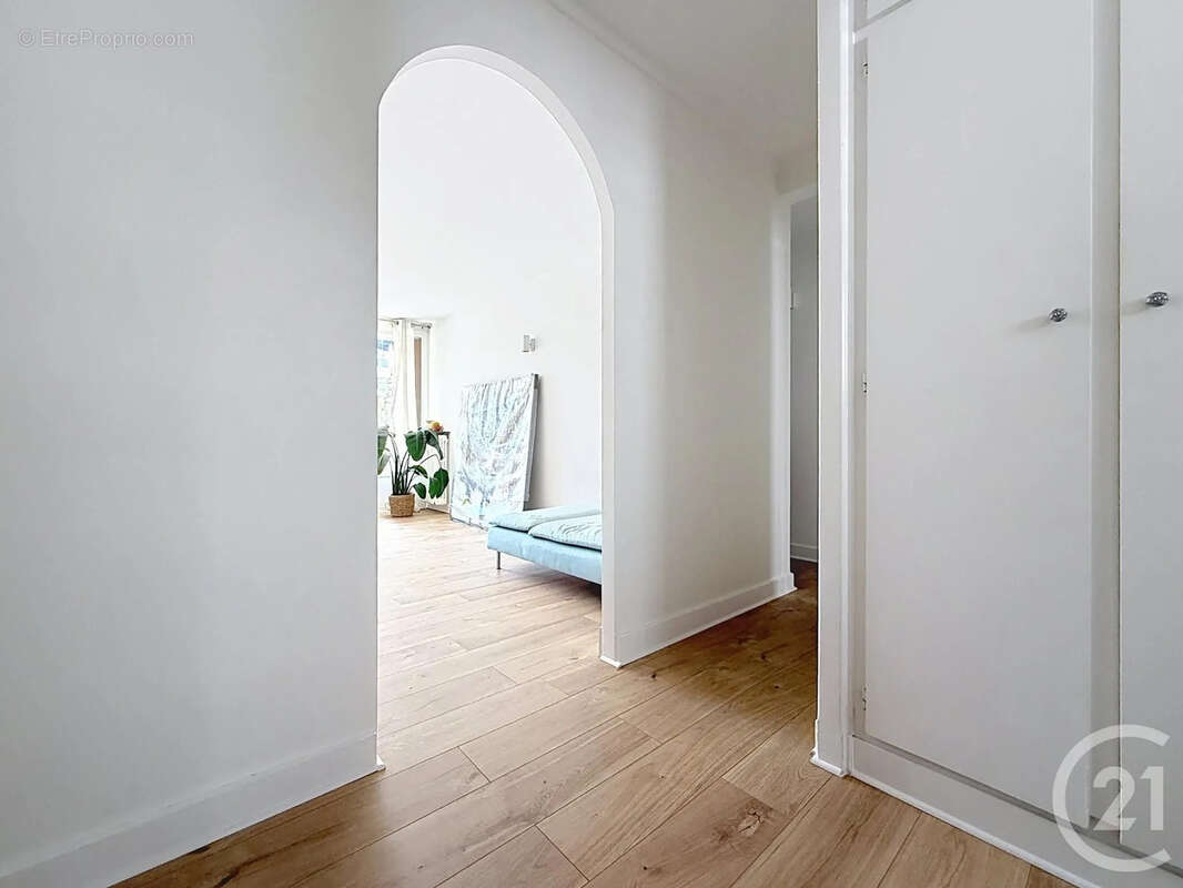 Appartement à PARIS-20E