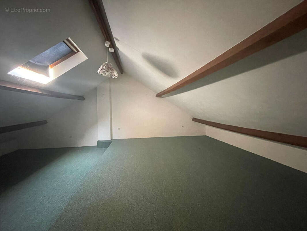 maison classé en C, avec un beau volume+ hangar de 163 m² - photo 11
