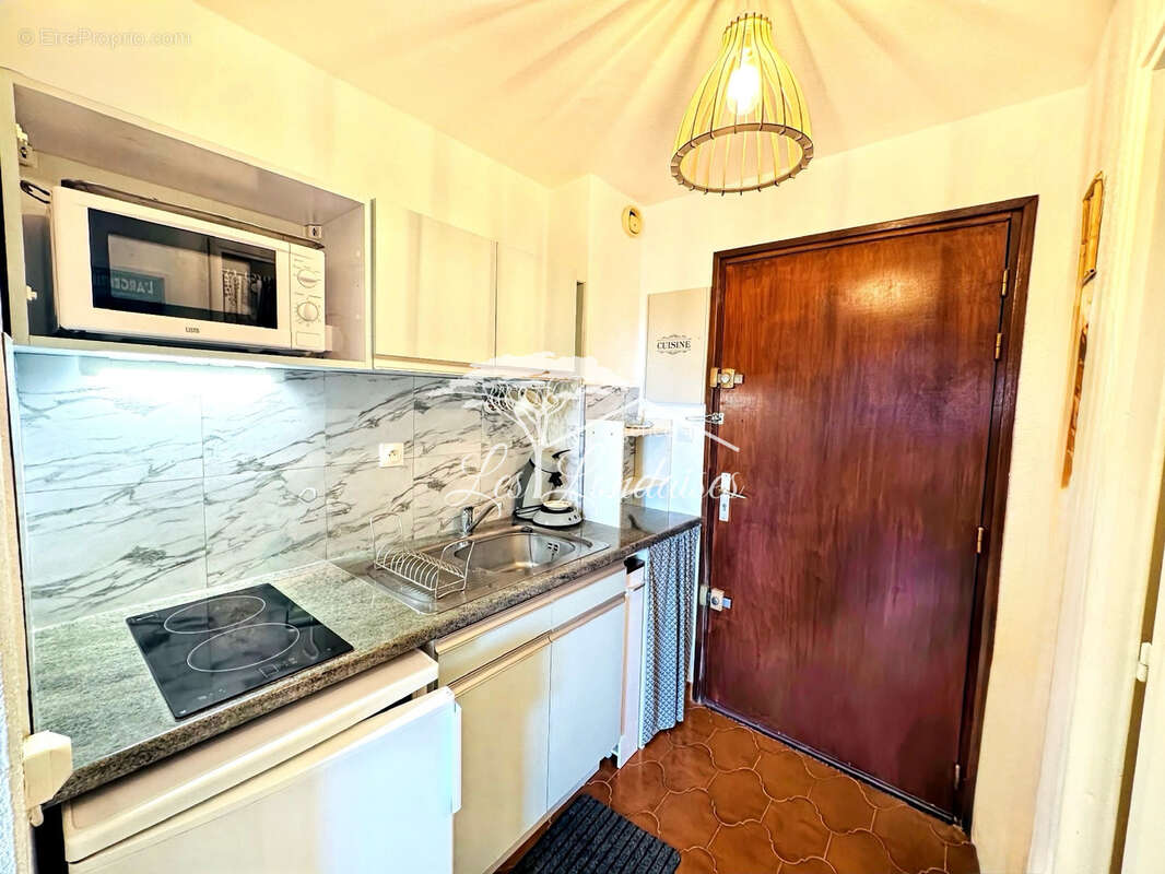 Appartement à LA LONDE-LES-MAURES
