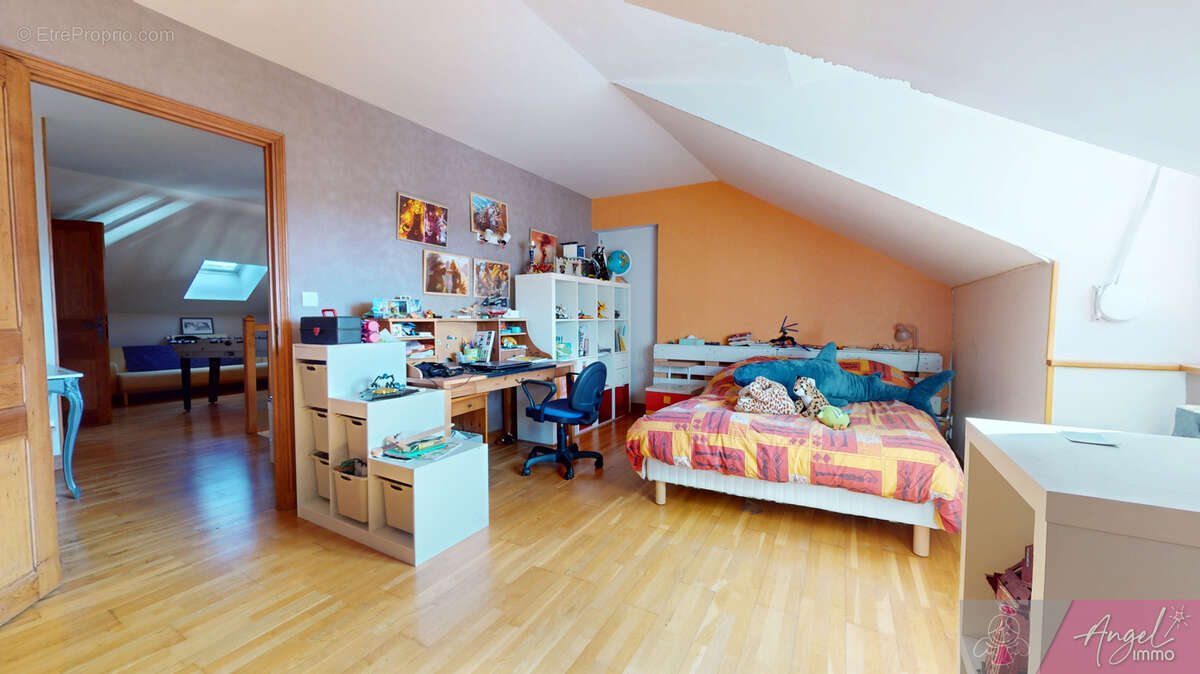 Maison à LAVANS-LES-DOLE