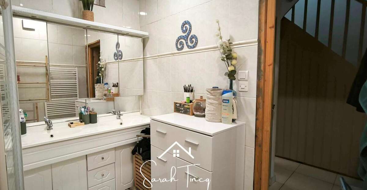 Maison 142 m² à Hallennes-Lez-Haubourdin  - photo 15