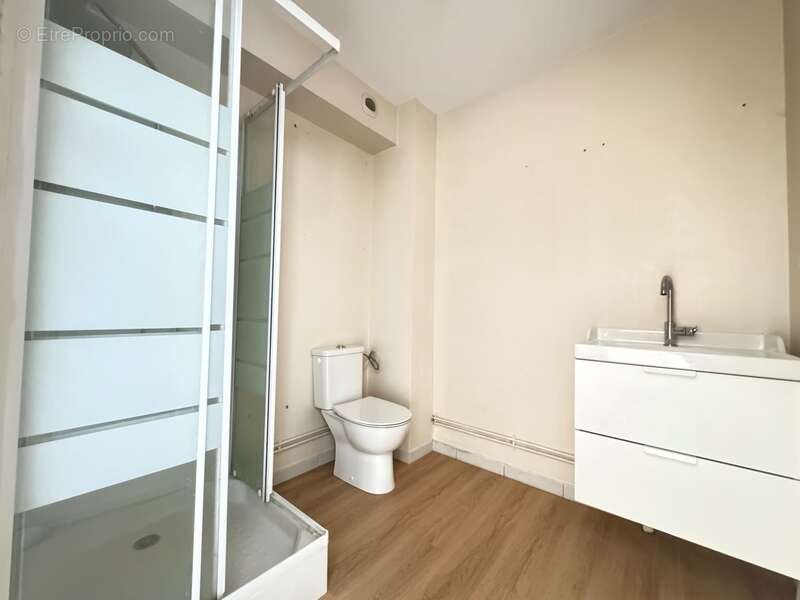 Appartement à AUNEAU