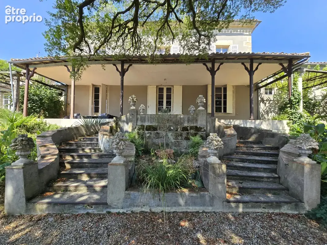 Photo Maison à Saint-Barthelemy-D'agenais au prix de 750 000€