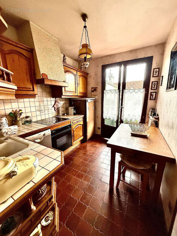 Maison à LES PAVILLONS-SOUS-BOIS