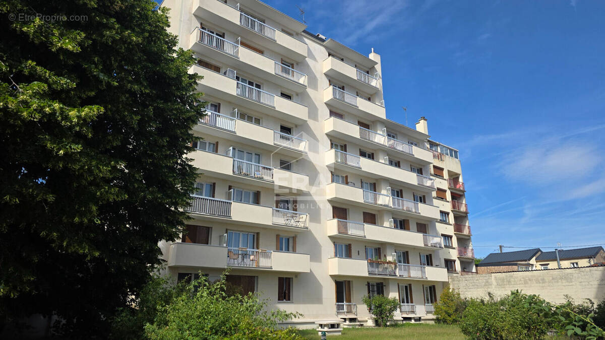 Appartement à MONTREUIL