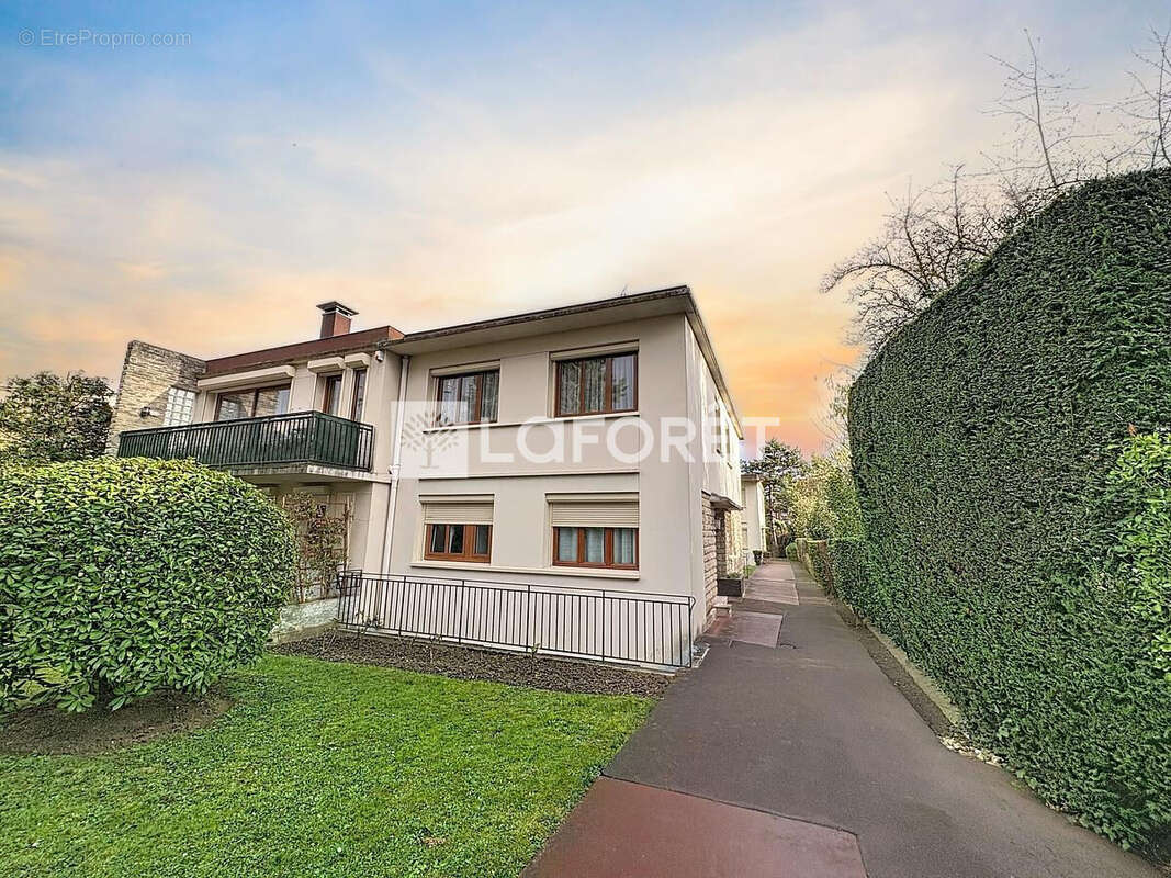 Appartement à DEUIL-LA-BARRE