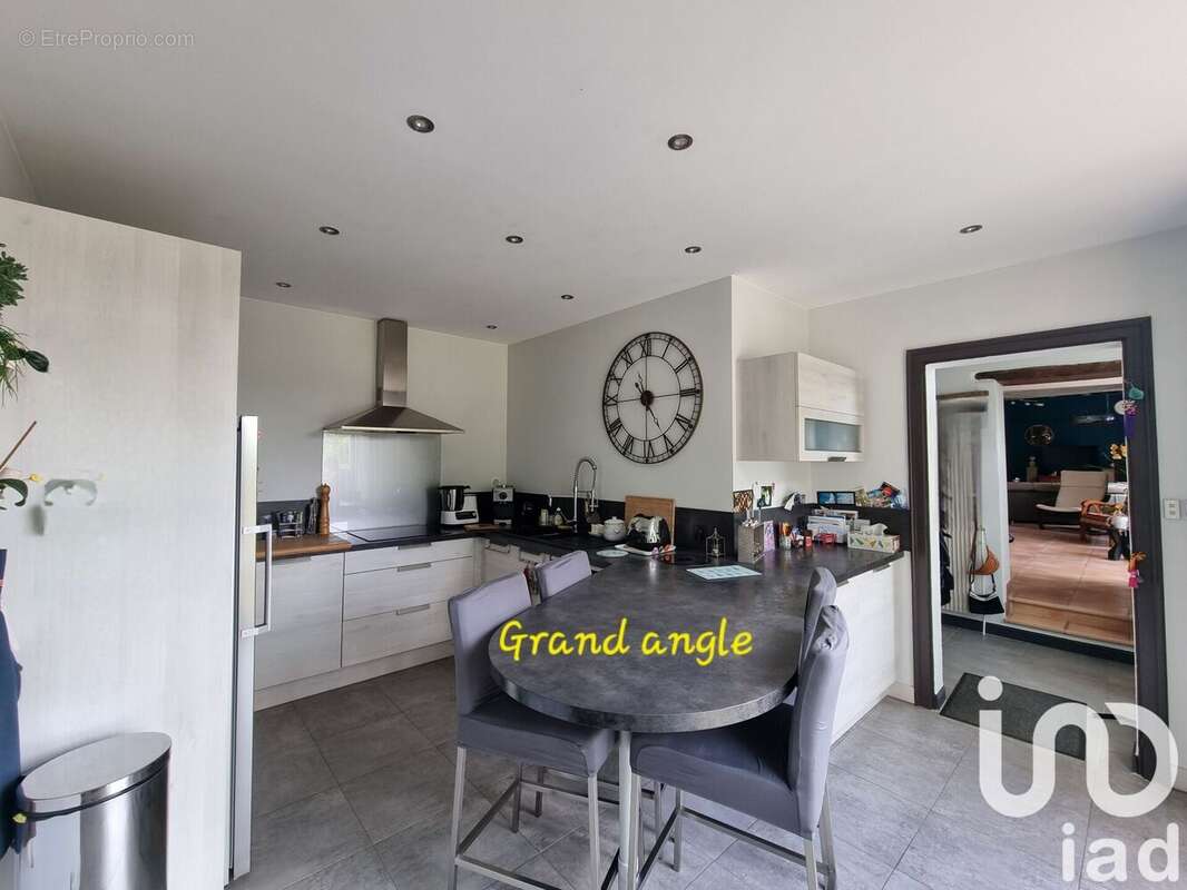 Photo 4 - Maison à CHAUMONT-D'ANJOU