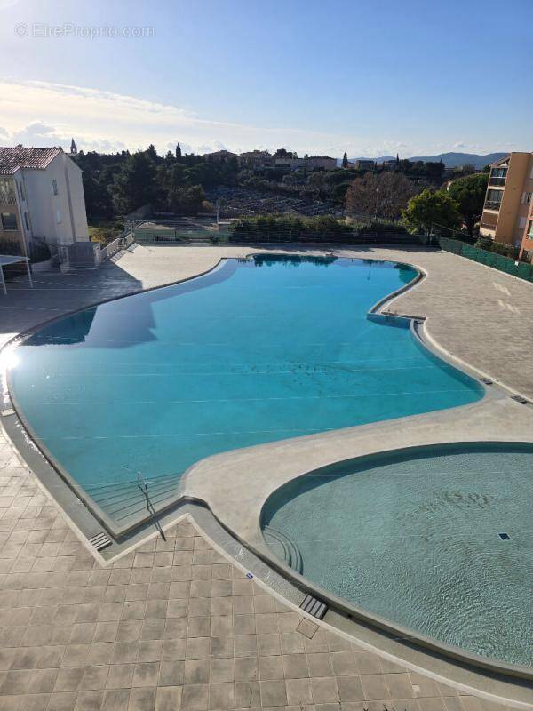 Appartement à FREJUS