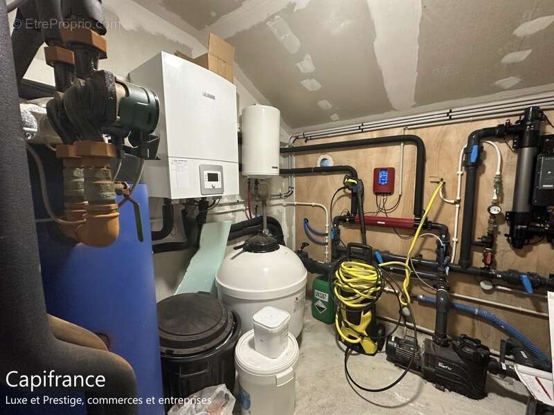 Commerce à BARNEVILLE-CARTERET