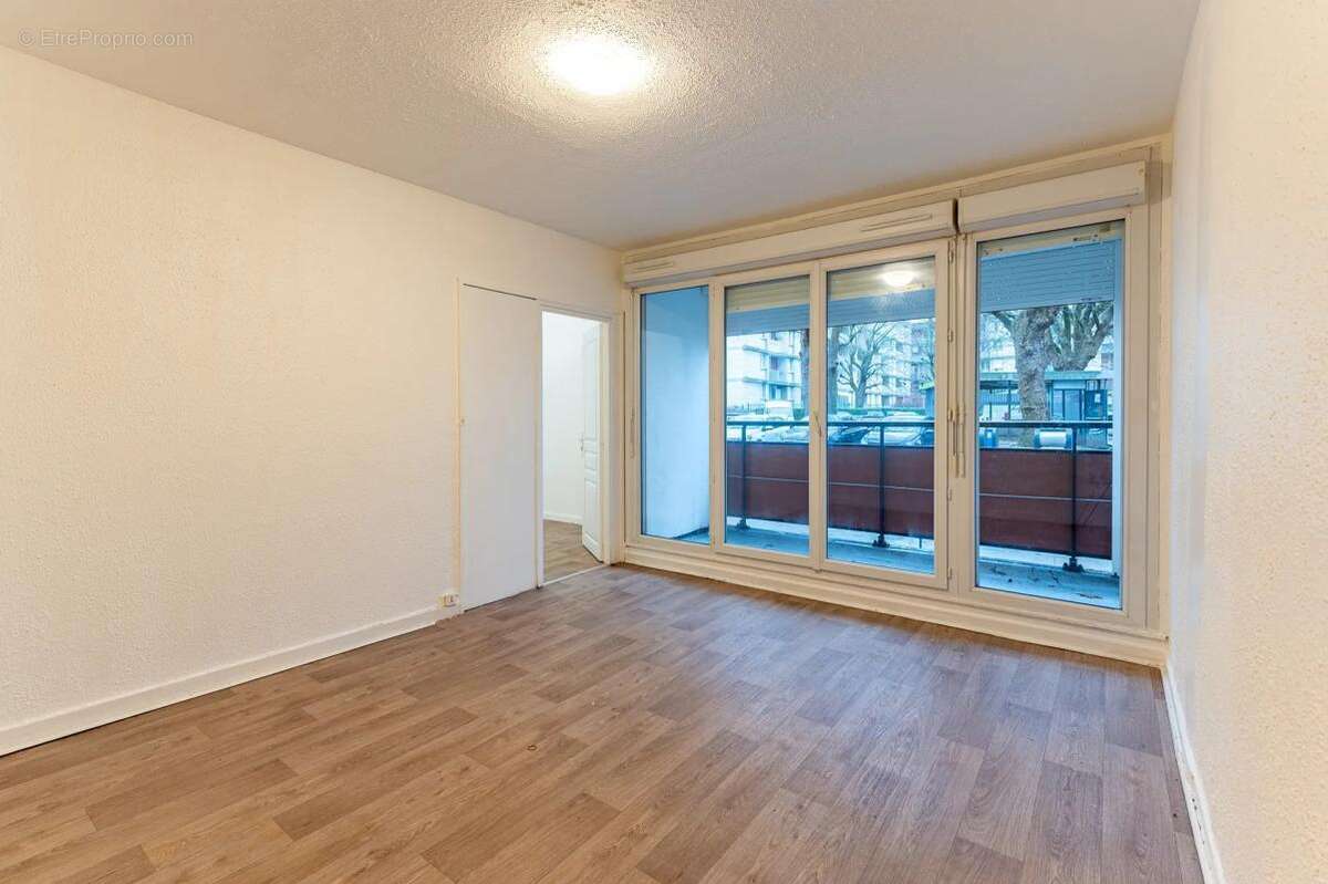 Appartement à AULNAY-SOUS-BOIS