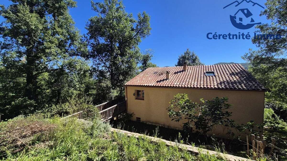 Maison à SERRALONGUE